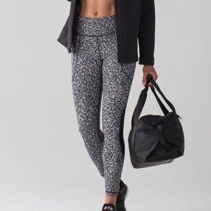 Lululemon mesh leggings
